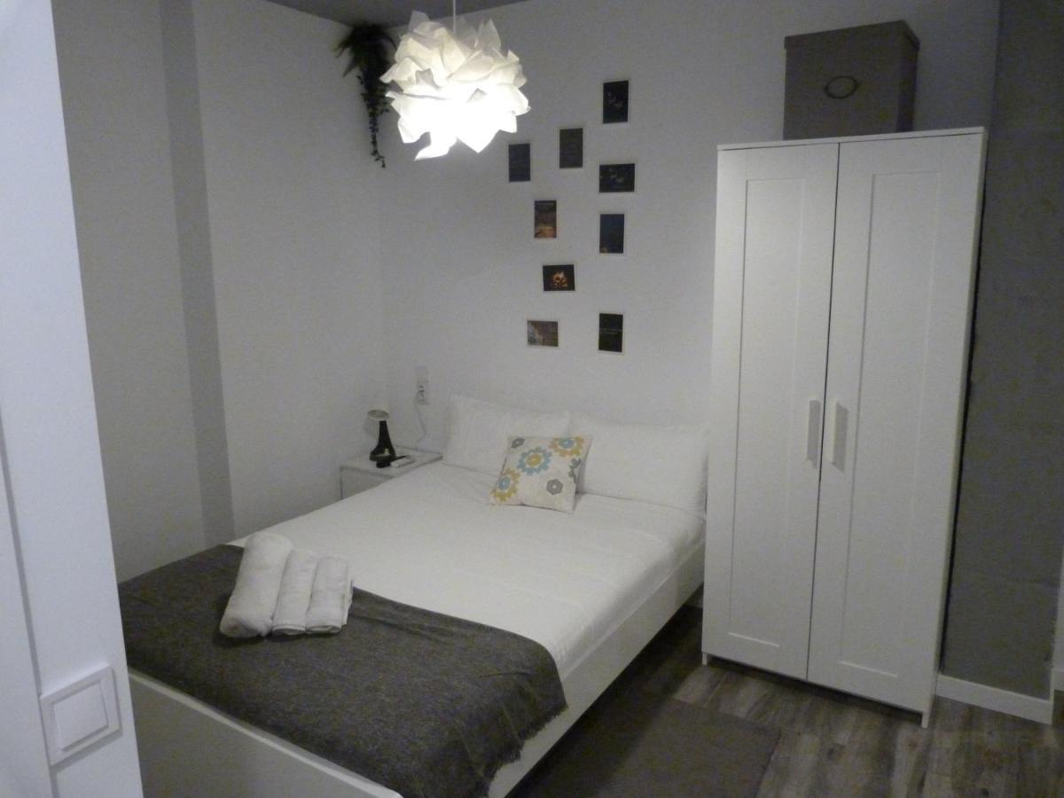Intimo Y Acogedor "Algunos" Con Banera Hidromasaje Appartement Valencia Buitenkant foto