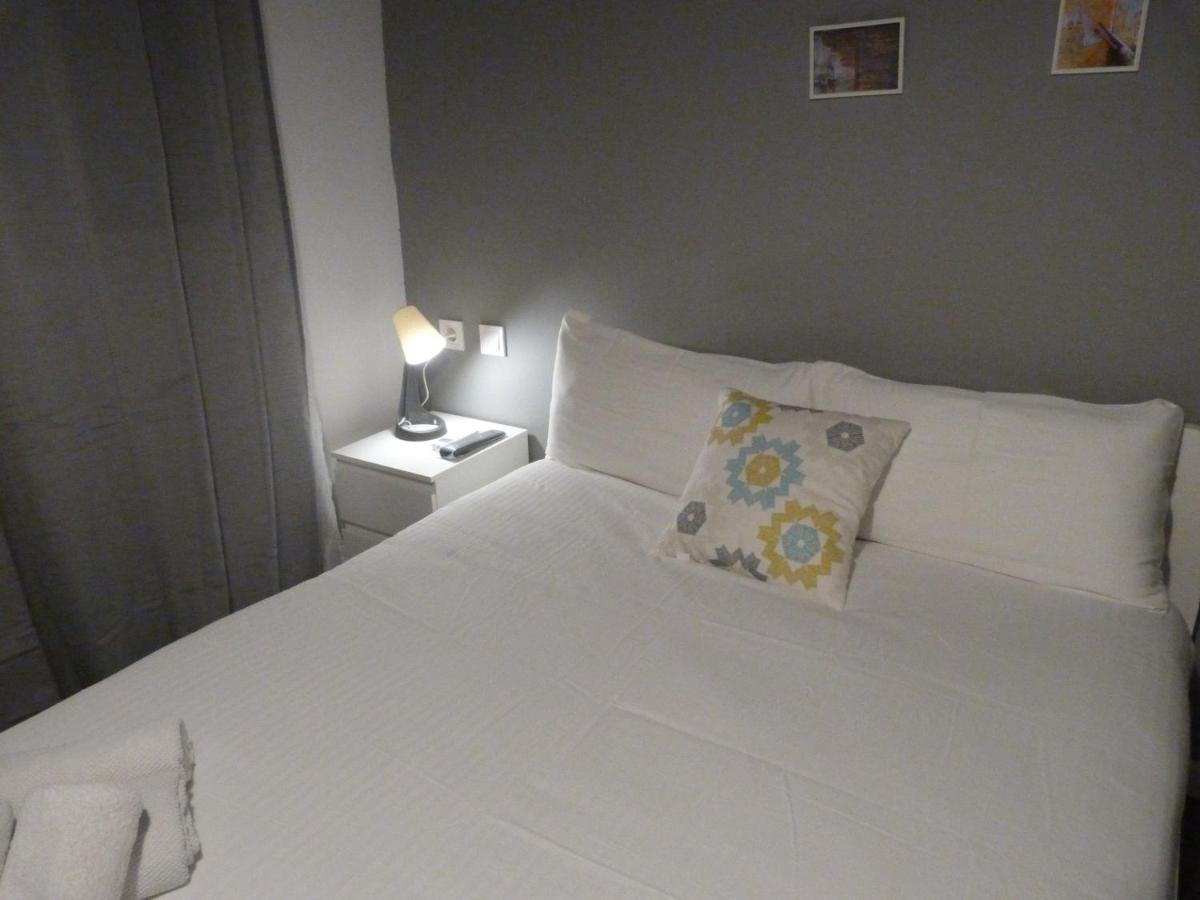 Intimo Y Acogedor "Algunos" Con Banera Hidromasaje Appartement Valencia Buitenkant foto
