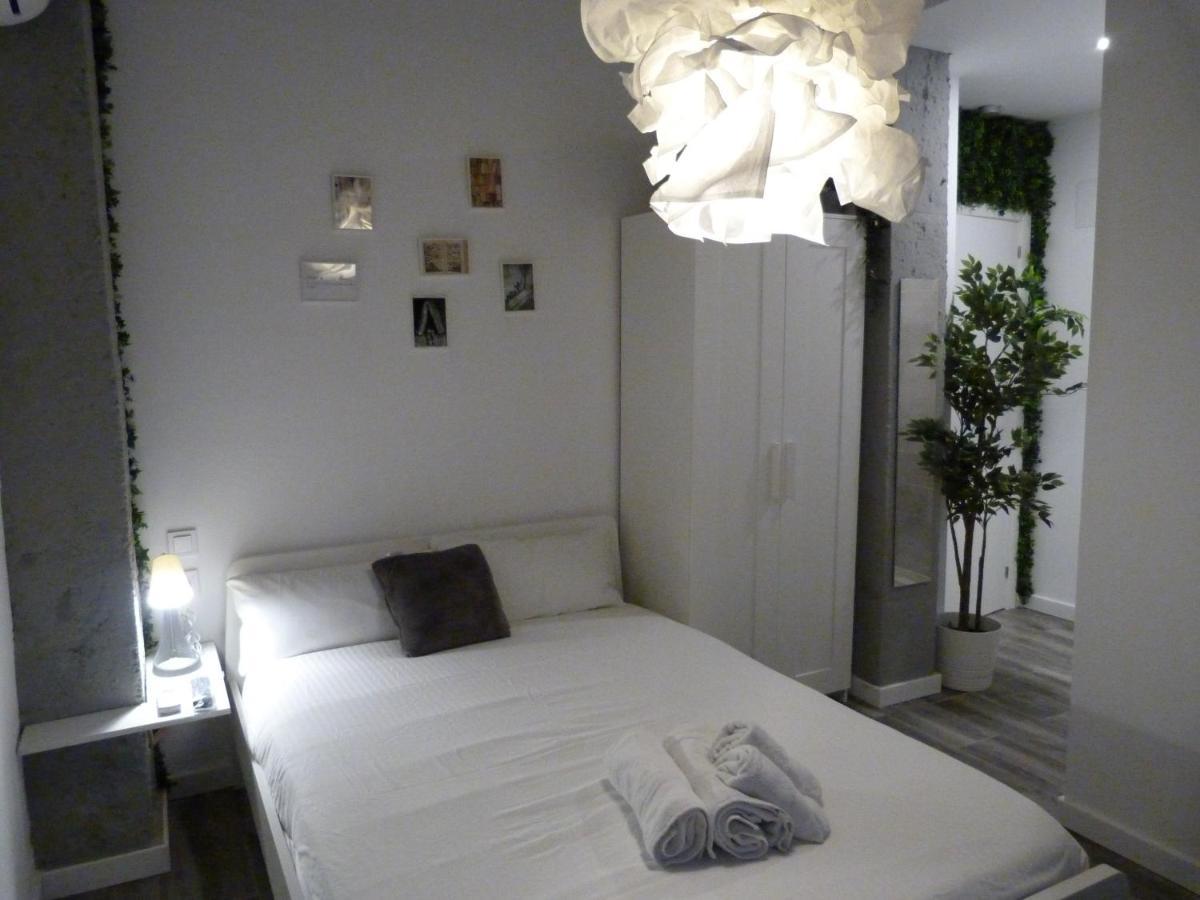 Intimo Y Acogedor "Algunos" Con Banera Hidromasaje Appartement Valencia Buitenkant foto