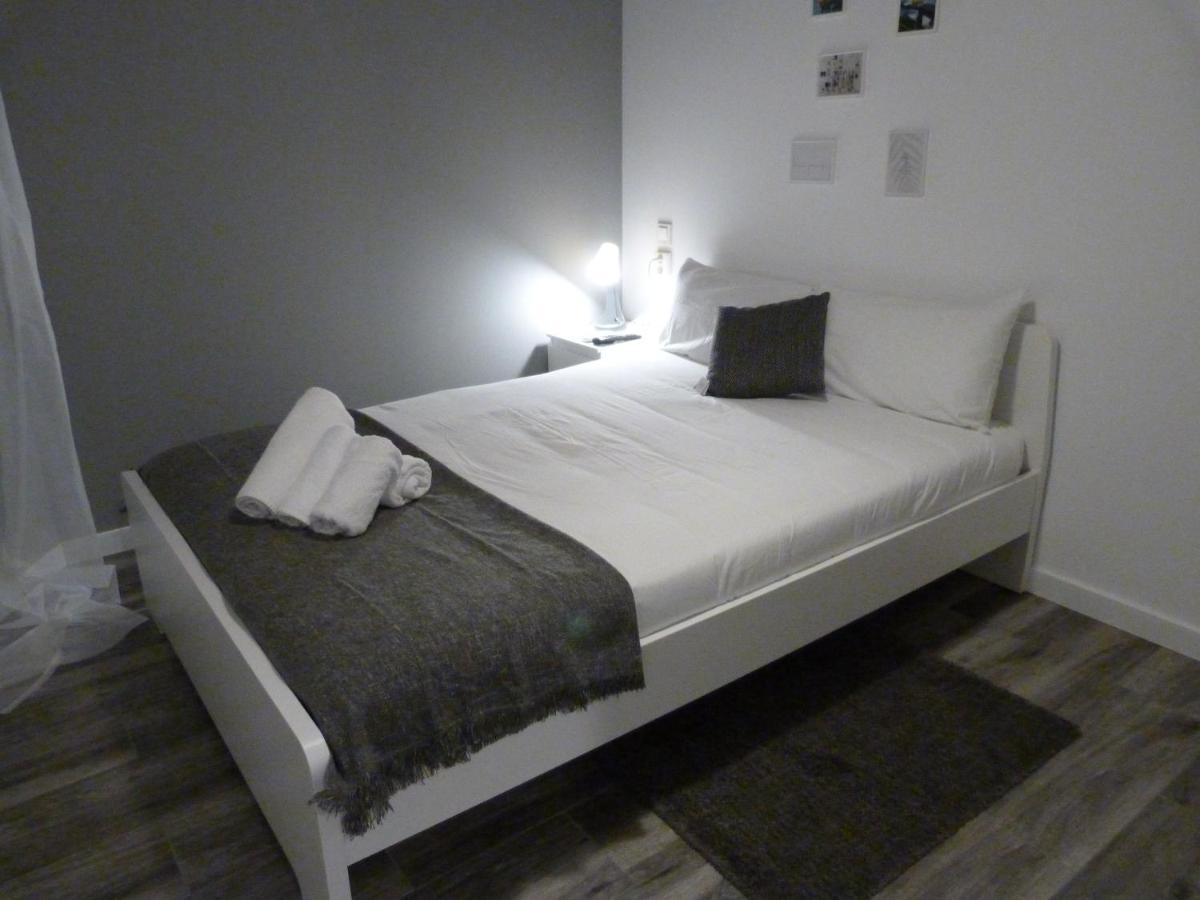 Intimo Y Acogedor "Algunos" Con Banera Hidromasaje Appartement Valencia Buitenkant foto