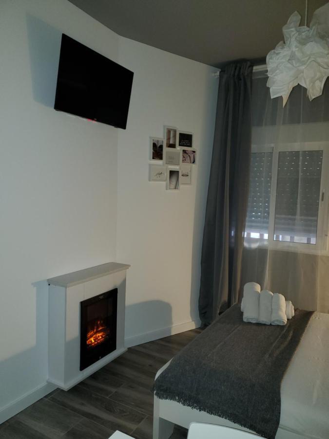 Intimo Y Acogedor "Algunos" Con Banera Hidromasaje Appartement Valencia Buitenkant foto