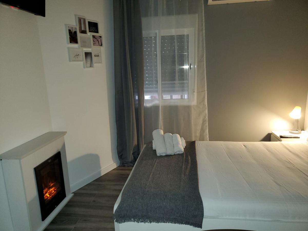 Intimo Y Acogedor "Algunos" Con Banera Hidromasaje Appartement Valencia Buitenkant foto